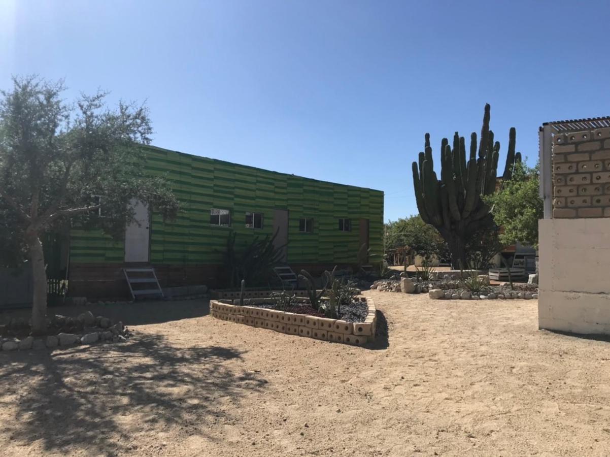 Susu'Z Village Hostel And Rooms La Ventana Екстер'єр фото